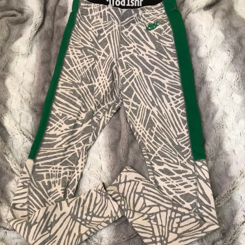 Nike limited edition legging